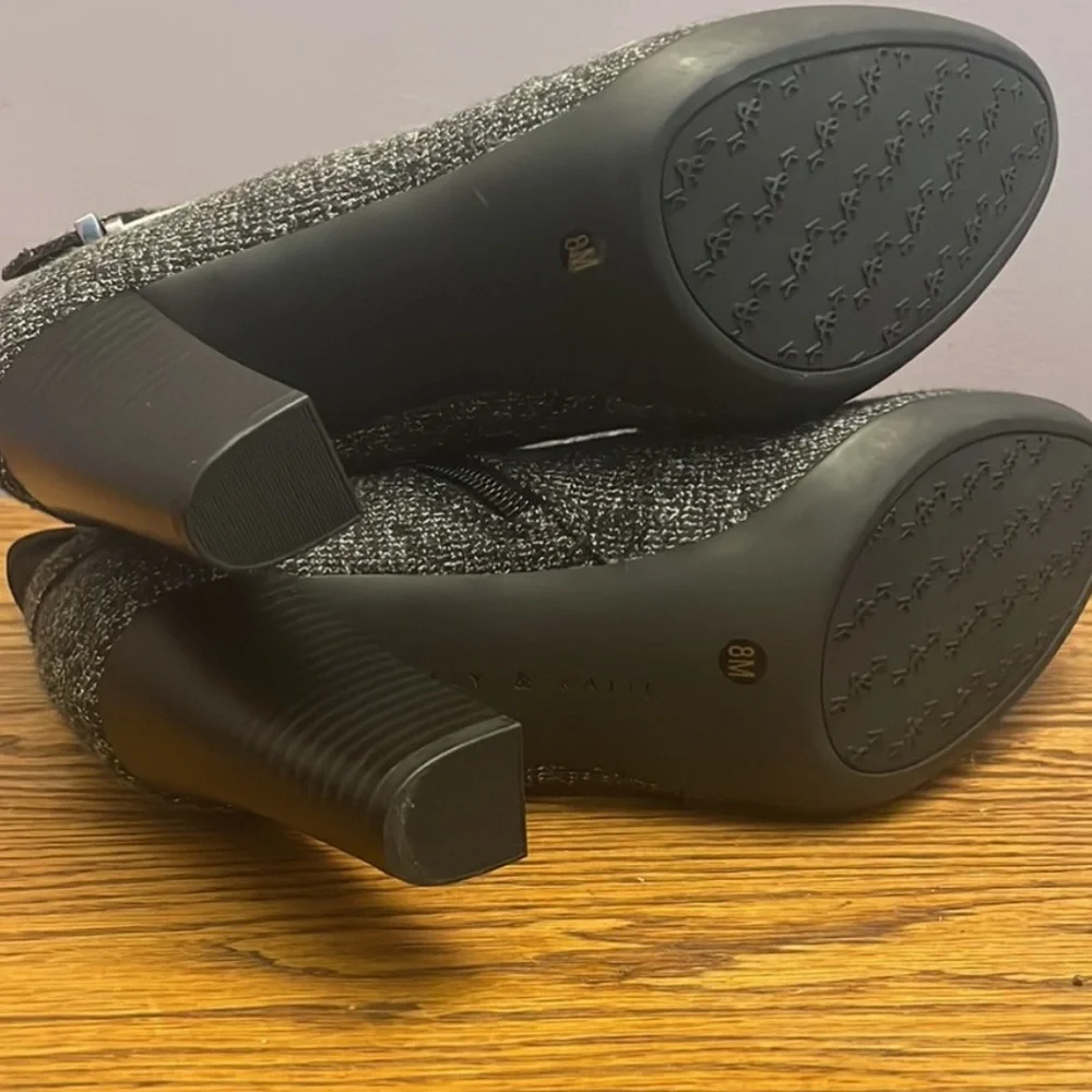 Kelly & Katie Women's Boots Size 8m Larix High Heel
Ankle Bootie - Picture 4 of 5